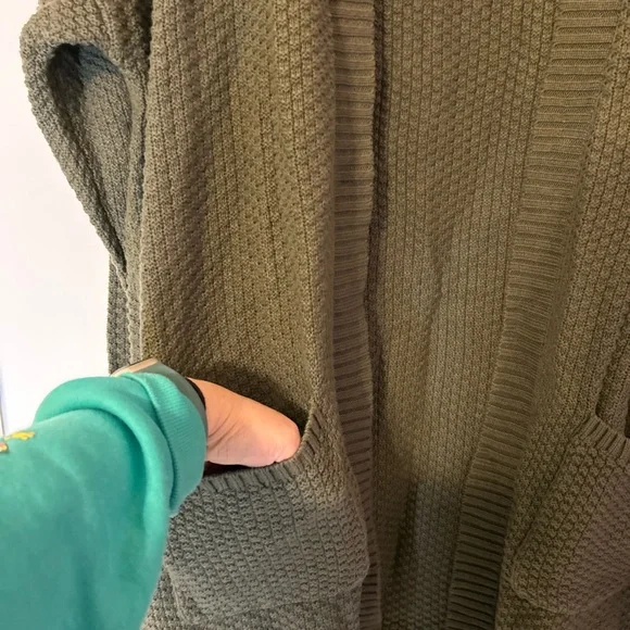 NWT GAP Olive Open-Front Knit Pocket Cardigan - Picture 2 of 11